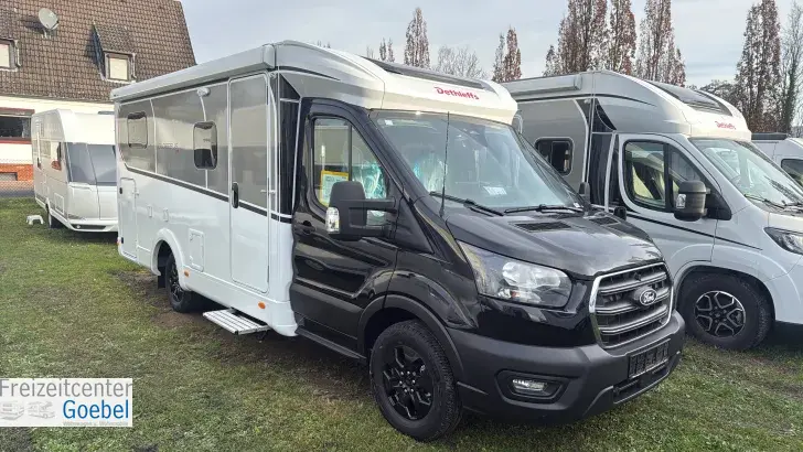 Schräg Vorne Dethleffs Globebus Go T 45 Active Markise + AHK