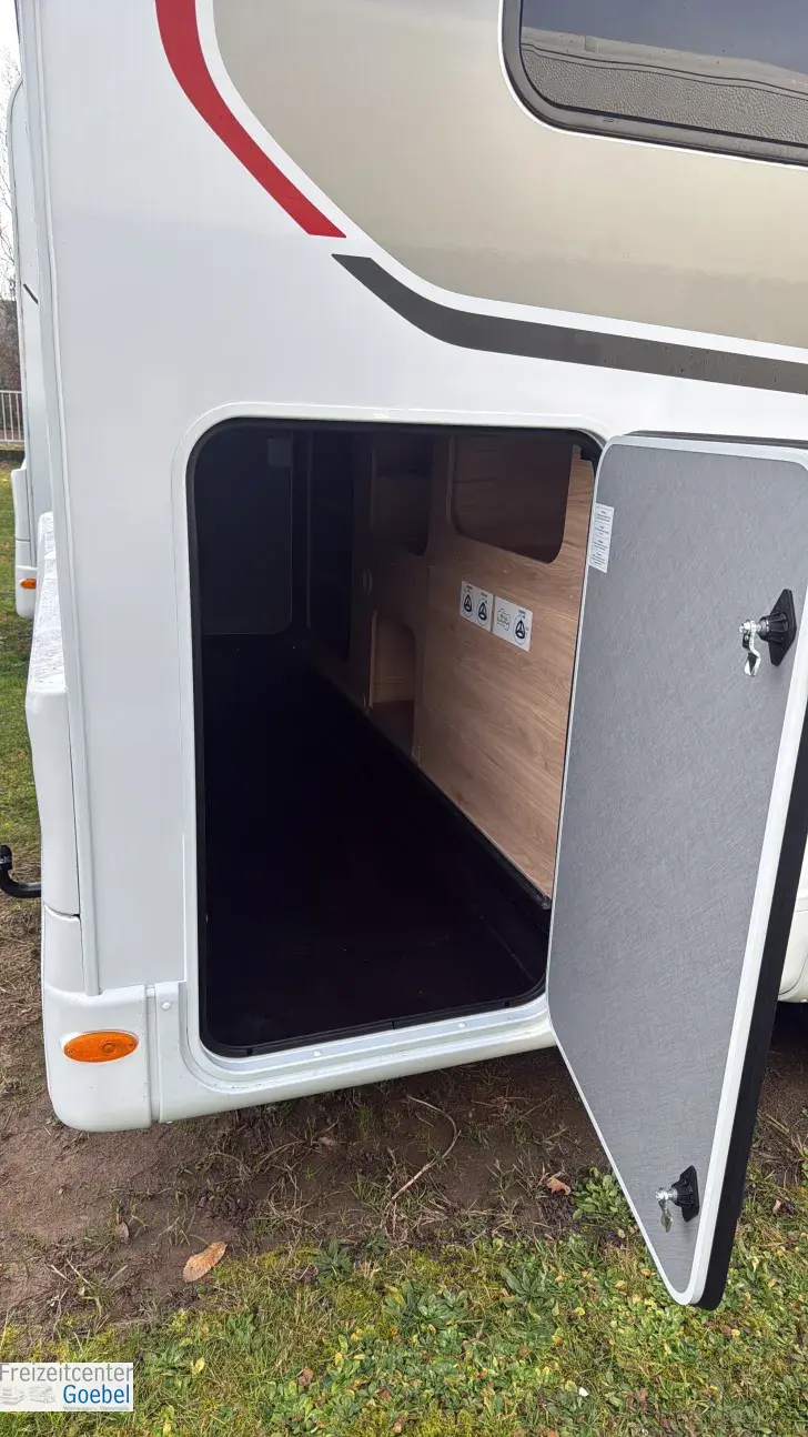 Heckgarage Dethleffs Globebus Go T 45 Active Markise + AHK