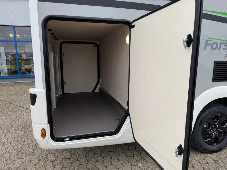 Fahrzeugbild Forster Alkoven A 699 EB, MJ26, Klima, Sat, TV, Solar,. #17