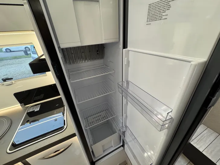 Fahrzeugbild Forster Alkoven A 699 EB, MJ26, Klima, Sat, TV, Solar,. #32