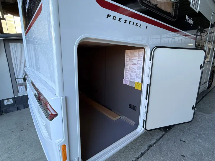 Fahrzeugbild Hobby PRESTIGE T 710 GE 8-Gang Automatik 180 PS #40
