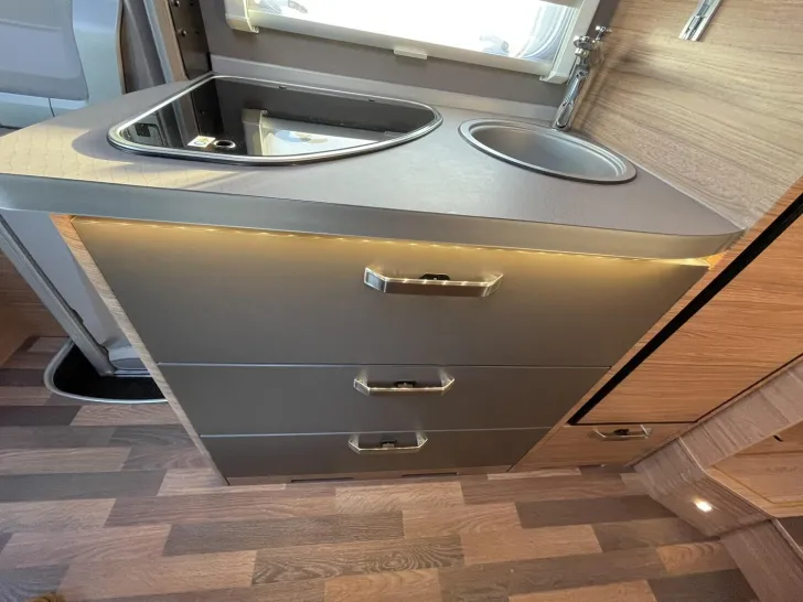 Fahrzeugbild Weinsberg CaraCompact MB EDITION PEPPER 640 MEG ++MEGA DEAL++ #23