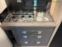 Fahrzeugbild Hobby De Luxe 460 SL Modell 2026 / 1500 kg #7