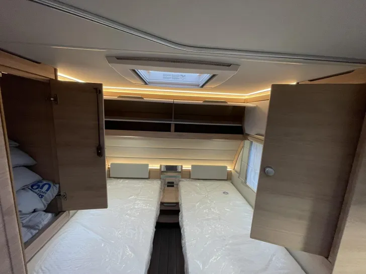 Fahrzeugbild Weinsberg CaraOne EDITION HOT 480 QDK ++MEGA-DEAL++ #24