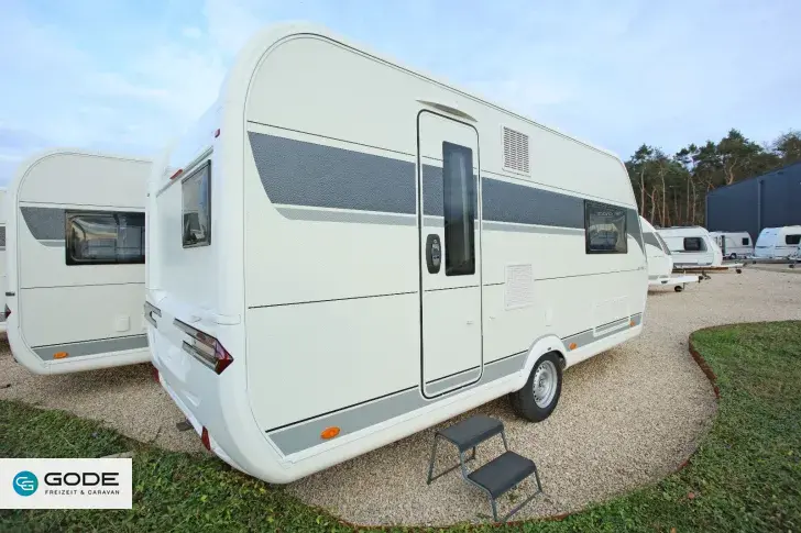 Fahrzeugbild Hobby De Luxe 460 SL/1.500 kg/Ambientebeleuchtung/2026 #1