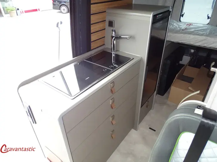 Fahrzeugbild Hymer GRAND CANYON S CROSSOVER #14