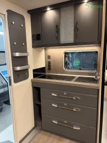 Fahrzeugbild Hobby De Luxe 460 SFf Modell 2026 #6