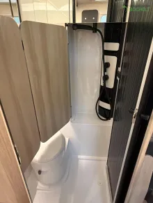 Fahrzeugbild Hobby De Luxe 460 SFf Modell 2026 #11