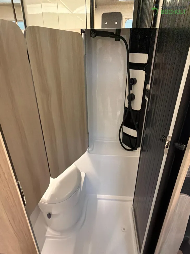 Fahrzeugbild Hobby De Luxe 460 SFf Modell 2026 #11