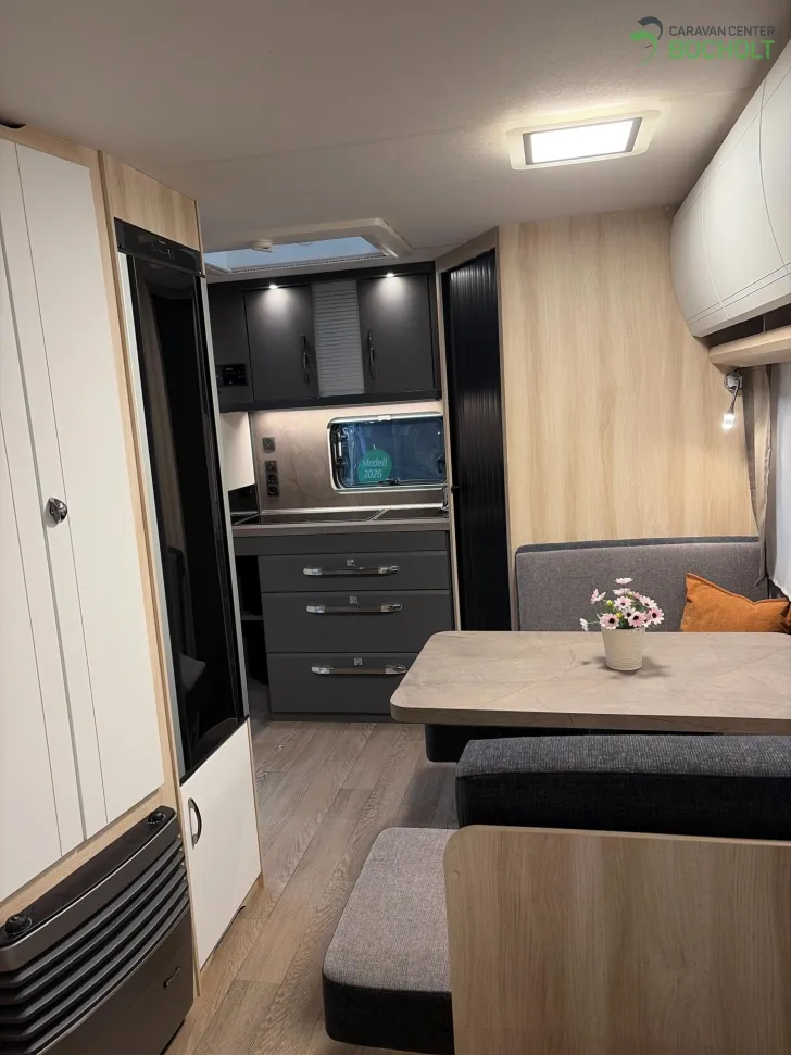 Fahrzeugbild Hobby De Luxe 460 SFf Modell 2026 #13