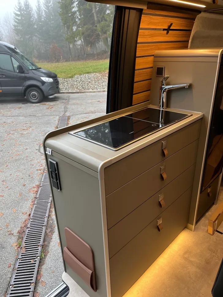 Fahrzeugbild Hymer Grand Canyon S Mercedes 600 #13