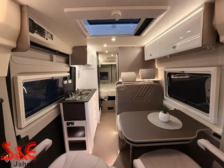 Fahrzeugbild Bürstner Eliseo C 642 #11