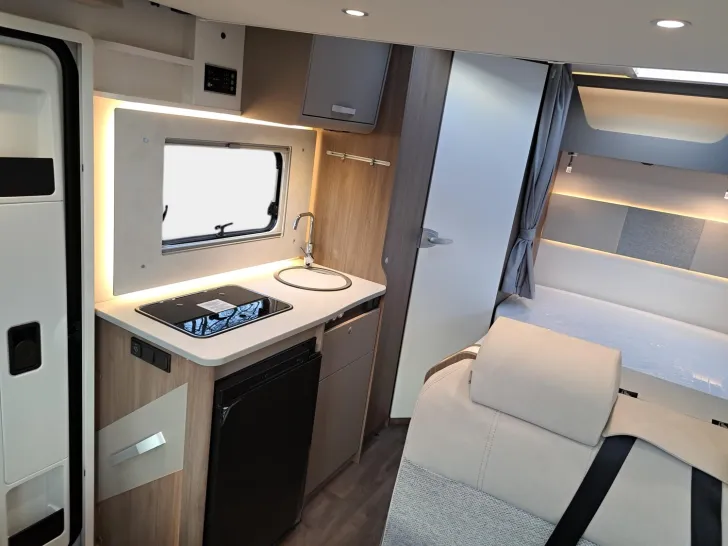 Fahrzeugbild Carado T 135 Pro+ Hubbett, Solar, LTE, TV #10