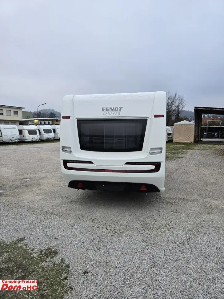Fahrzeugbild Fendt Apero 465 TG GFK, Dusche, 1.800 KG #3