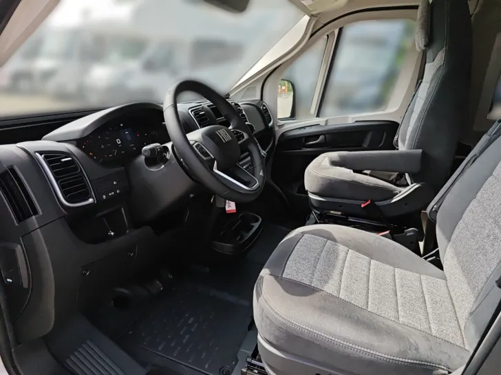 Fahrzeugbild Pössl 2Win Vario Fiat 35 Maxi ! Sie sparen 8.662,- ! #7