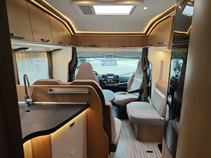 Fahrzeugbild Malibu T 490 LE #19