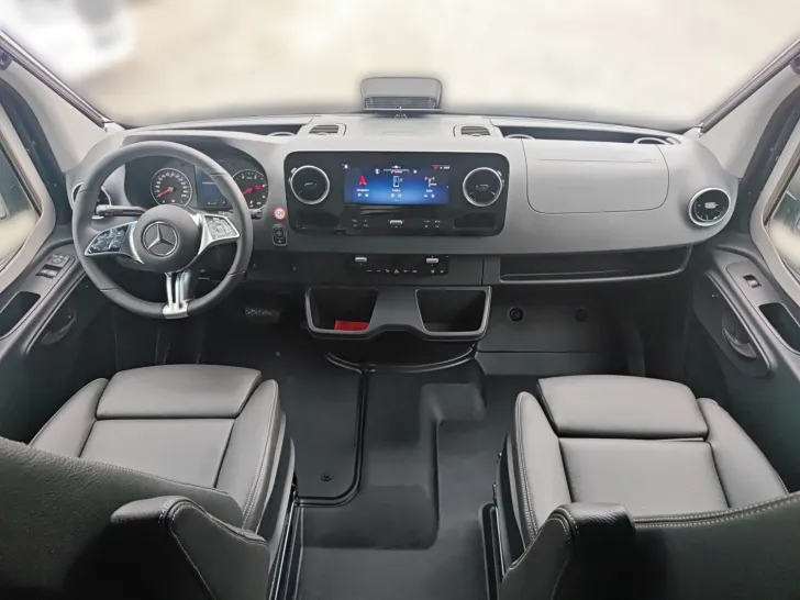 Fahrzeugbild Hymer Grand Canyon S 700 #10