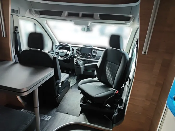 Fahrzeugbild Weinsberg CaraSuite Ford 650 MEG ! Sie sparen 20.636,- ! #11