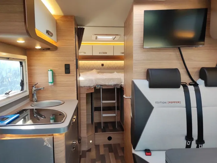Fahrzeugbild Weinsberg CaraCompact MB EDITION PEPPER 640 MEG #18