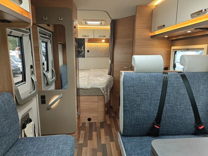 Fahrzeugbild Weinsberg CaraSuite 650 MF !! Sie Sparen 12.091 !! #19