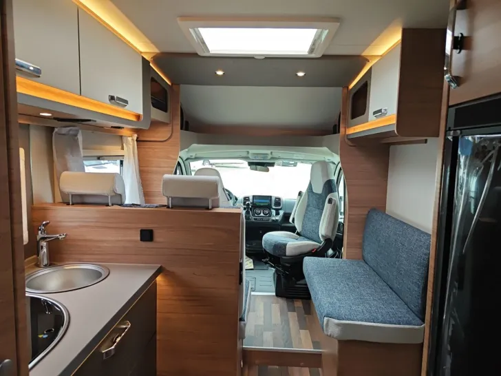 Fahrzeugbild Weinsberg CaraSuite 650 MF !! Sie Sparen 12.091 !! #20