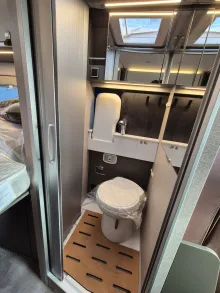 Fahrzeugbild Hymer Yosemite *180PS*Dieselheizung* #25