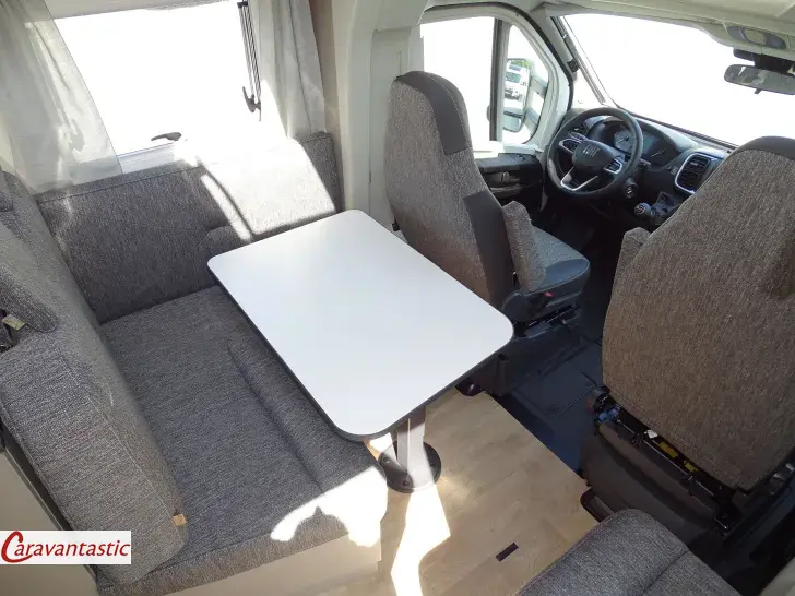 Fahrzeugbild Bürstner CAMPEO TD 690 G FS #6