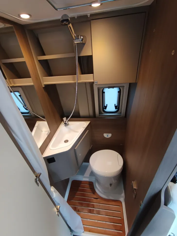 Fahrzeugbild Carado pro CV 540 Kurzzeit - Mietfahrzeug #20