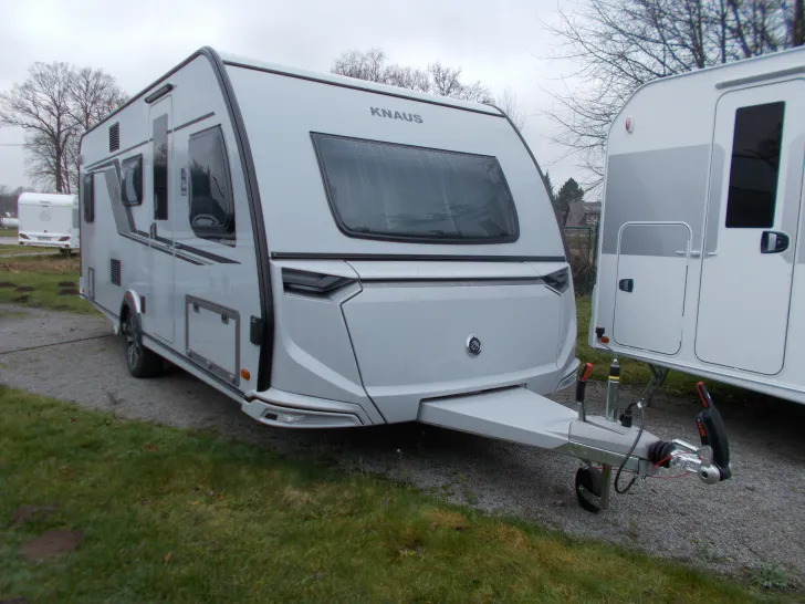 Fahrzeugbild Knaus Südwind 580 QS Black Selection 7 Schlafplätze #4