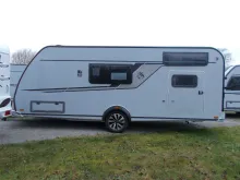Fahrzeugbild Knaus Südwind 580 QS Black Selection 7 Schlafplätze #8