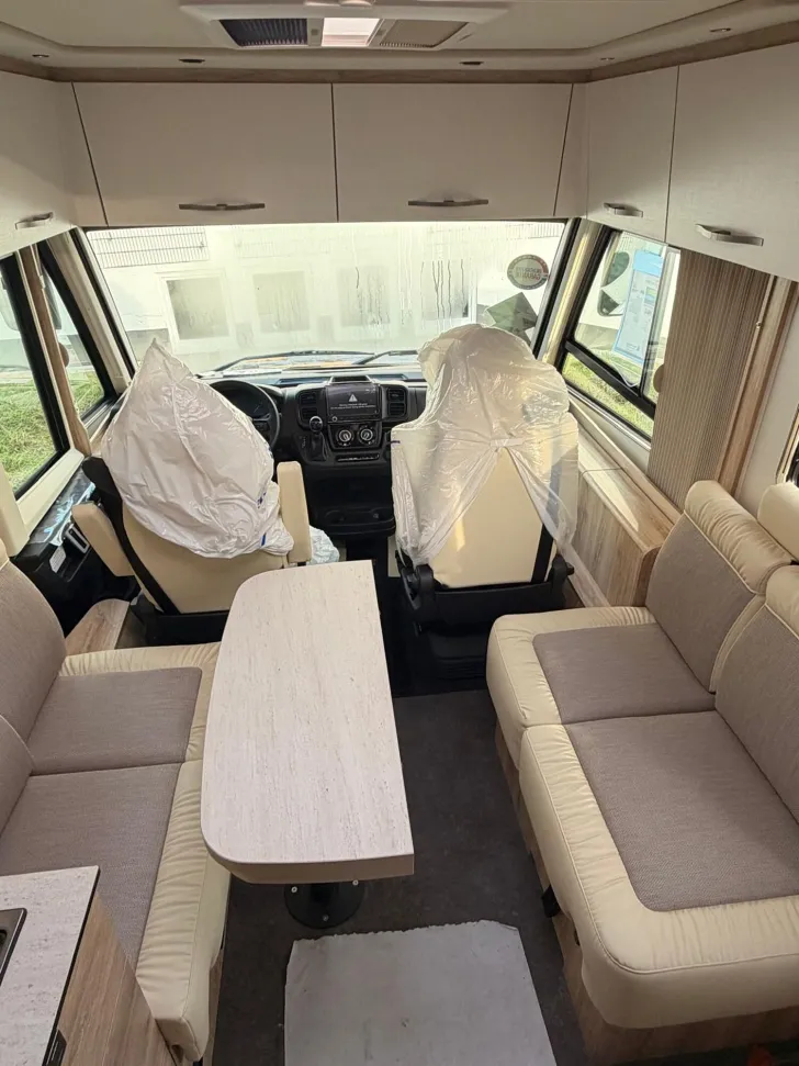 Fahrzeugbild Eura Mobil Integra Line IL 720 EF Sondermodell #9