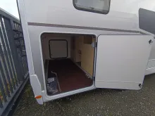 Fahrzeugbild Sunlight Adventure T Ford 680 Hubbett #4