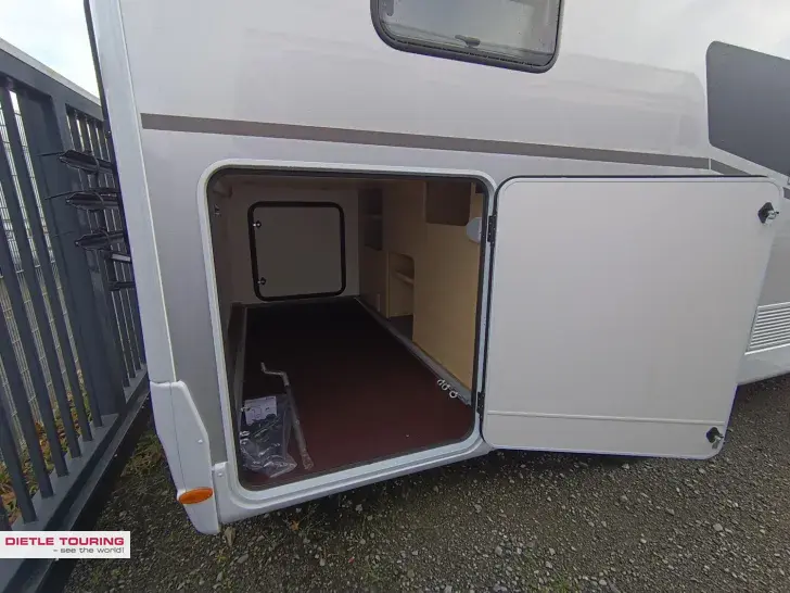 Fahrzeugbild Sunlight Adventure T Ford 680 Hubbett #4