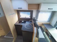 Fahrzeugbild Sunlight Adventure T Ford 680 Hubbett #10