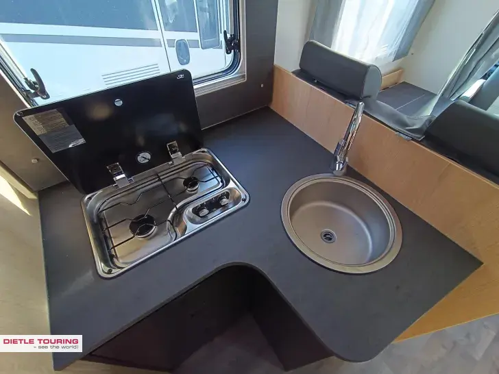 Fahrzeugbild Sunlight Adventure T Ford 680 Hubbett #11