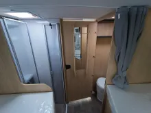 Fahrzeugbild Sunlight Adventure T Ford 680 Hubbett #13