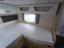 Fahrzeugbild Sunlight Adventure T Ford 680 Hubbett #16