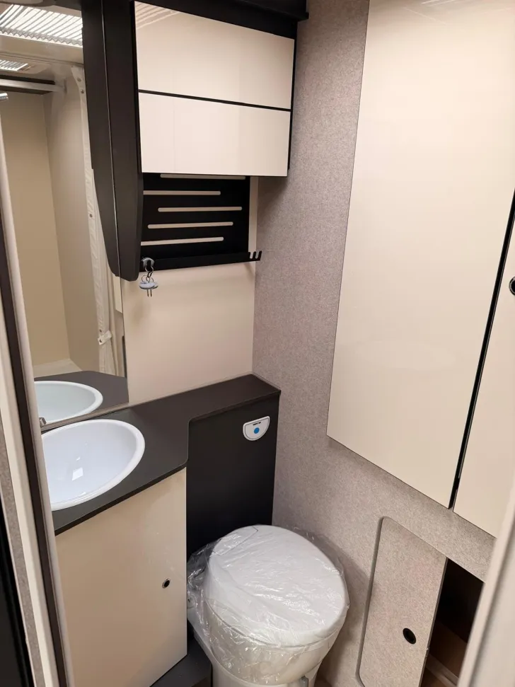 Fahrzeugbild Forster Coupe FT639LF #14