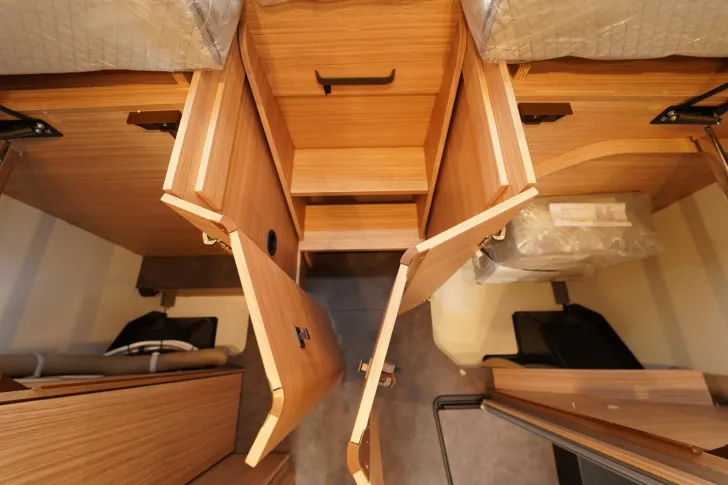 Fahrzeugbild Malibu I 470 RB LE K comfort Mercedes 26 32" DISTRONIC #28