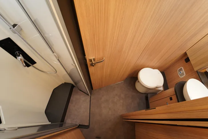 Fahrzeugbild Malibu I 470 RB LE K comfort Mercedes 26 32" DISTRONIC #43
