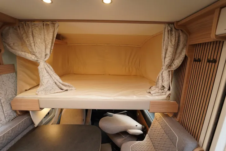 Fahrzeugbild Malibu I 470 RB LE K comfort Mercedes 26 32" DISTRONIC #48