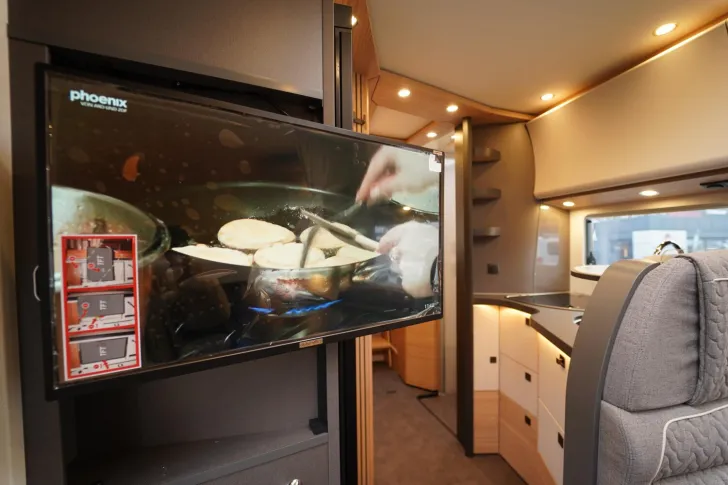 Fahrzeugbild Malibu I 470 RB LE K comfort Mercedes 26 32" DISTRONIC #20