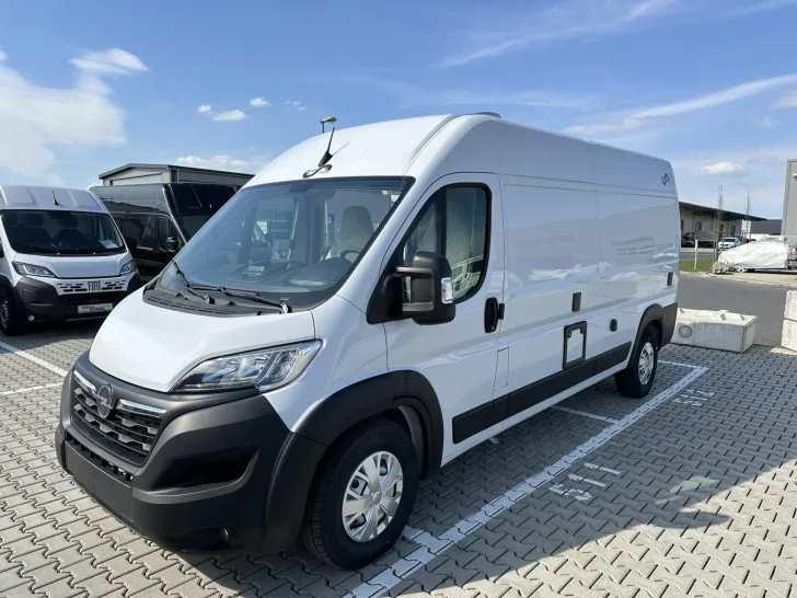 Fahrzeugbild Megamobil Mega Twin 600 Winterpaket Truma 6 Diesel Elektrik Truma AIR #1