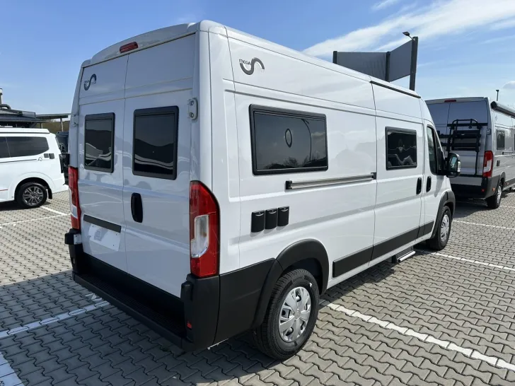Fahrzeugbild Megamobil Mega Twin 600 Winterpaket Truma 6 Diesel Elektrik Truma AIR #3