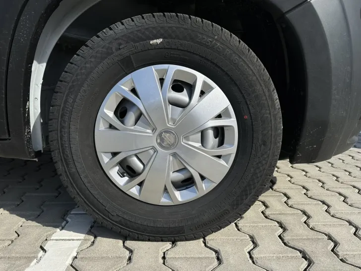 Fahrzeugbild Megamobil Mega Twin 600 Winterpaket Truma 6 Diesel Elektrik Truma AIR #17