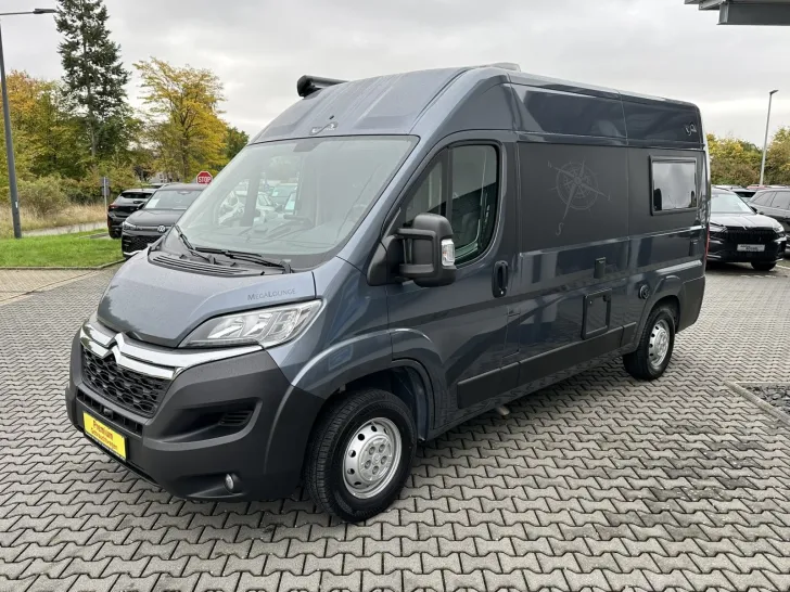 Fahrzeugbild Megamobil Mega Lounge 540 TV Truma D/E AIR MAXF. LPG-Tank Markise LFP Navi #1