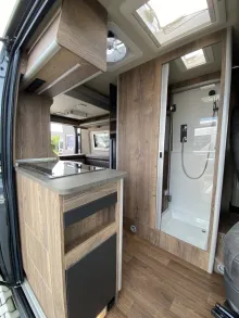 Fahrzeugbild Megamobil Mega Lounge 540 TV Truma D/E AIR MAXF. LPG-Tank Markise LFP Navi #7
