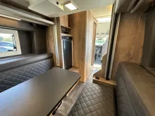 Fahrzeugbild Megamobil Mega Lounge 600 S 4x4 Truma 6 D+E Markise AHK Navi RFK #15