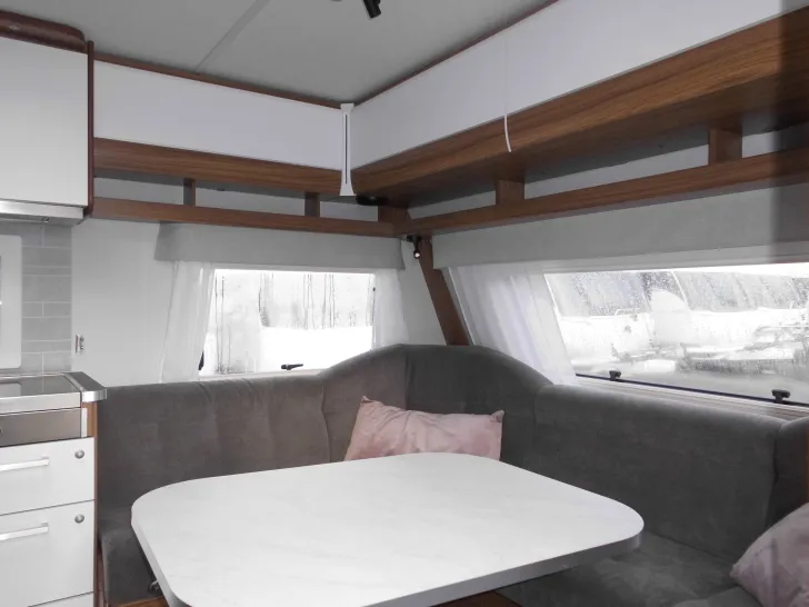 Fahrzeugbild Polar 520 FW #4