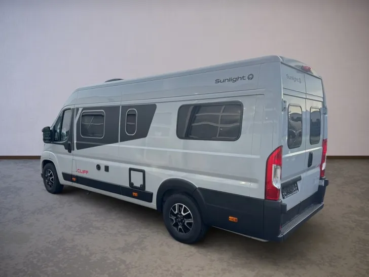 Fahrzeugbild Sunlight Camper Van Cliff 640 Adventure Edition #4